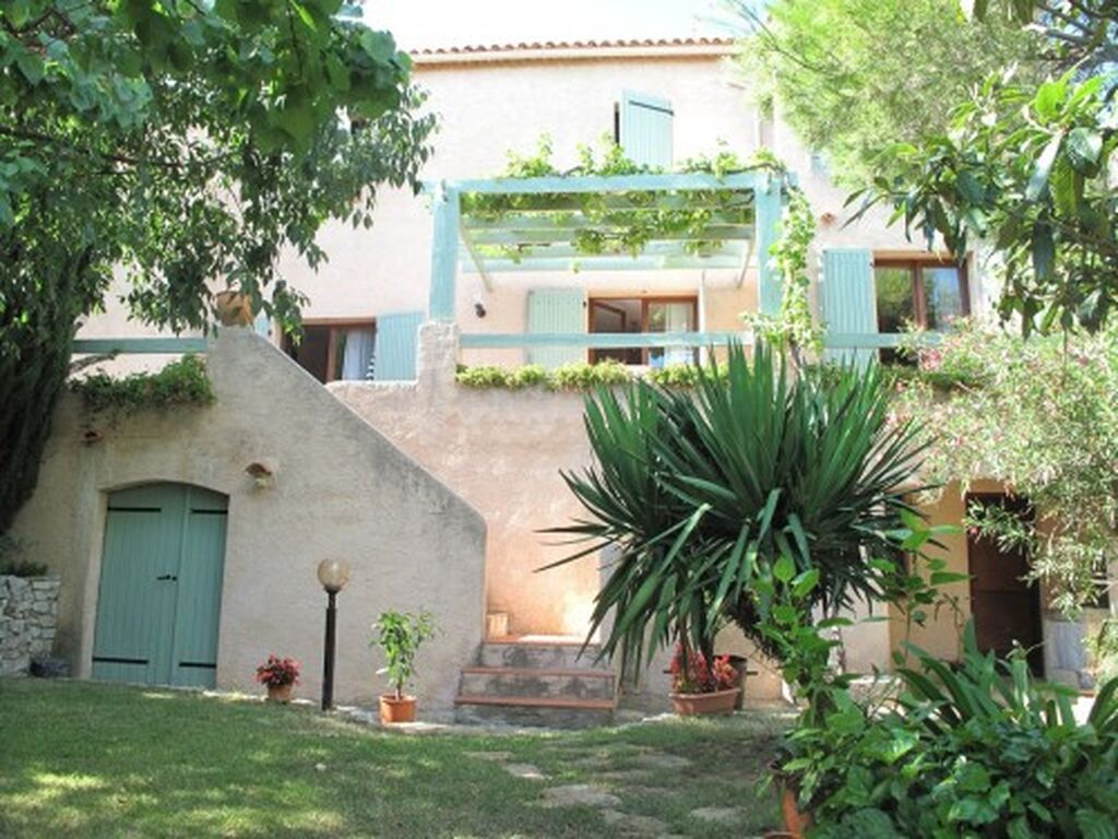 Vente villa  5 Cassis avec studio indépendant