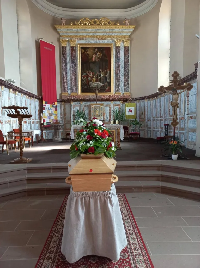 Organisation d'obsèques avec cérémonie en l'église de Batzendorf