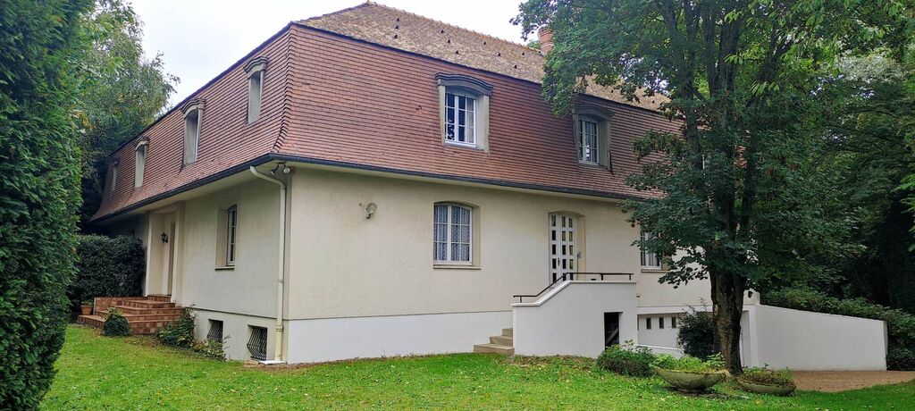 professionnels installer un cabinet ou une étude Bernay 27300 L'Aigle 61300 Paris 75 La Barre-en-Ouche 27330