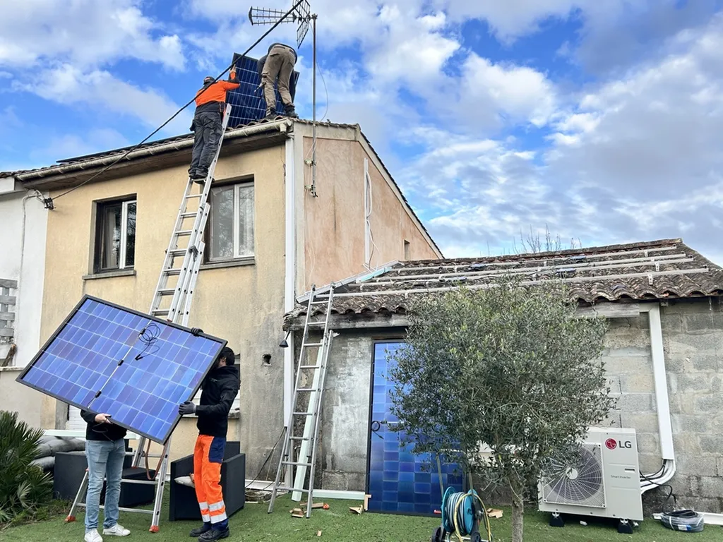 installation de panneaux photovoltaiques avec batterie virtuelle de stockage du surplus de production à Carigan De Bordeaux 33360