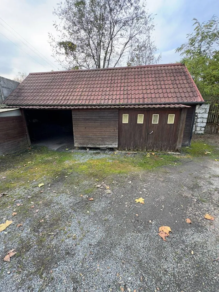 A vendre immeuble de rapport de 520 m² édifié sur 2800 m² de terrain sur la commune de SUR LE PORT SAINT OUEN 76520