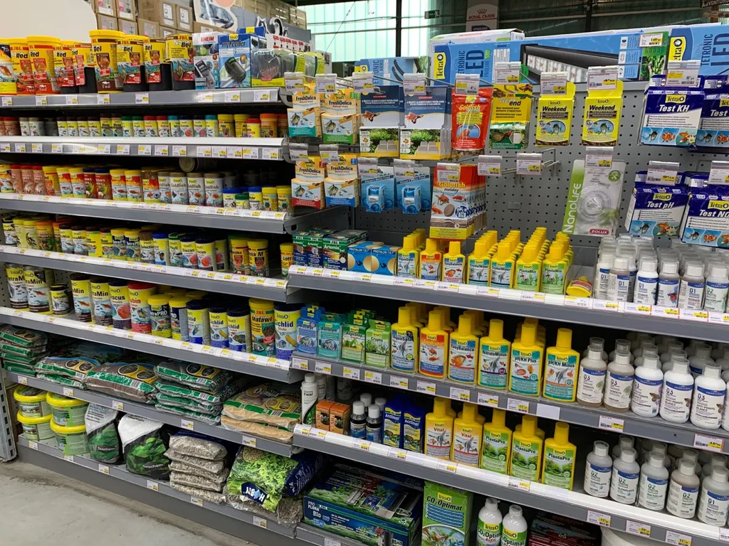 Vente d'aquariums et de produits d'entretien
