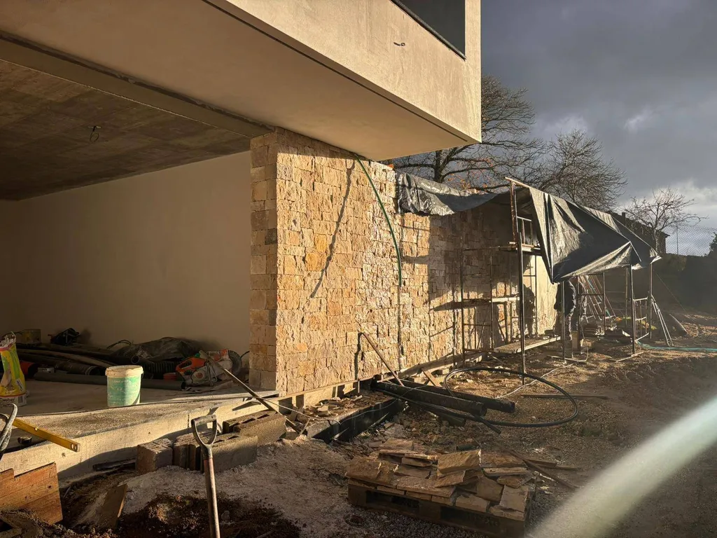 MOELLONS EN PIERRE CALCAIRE