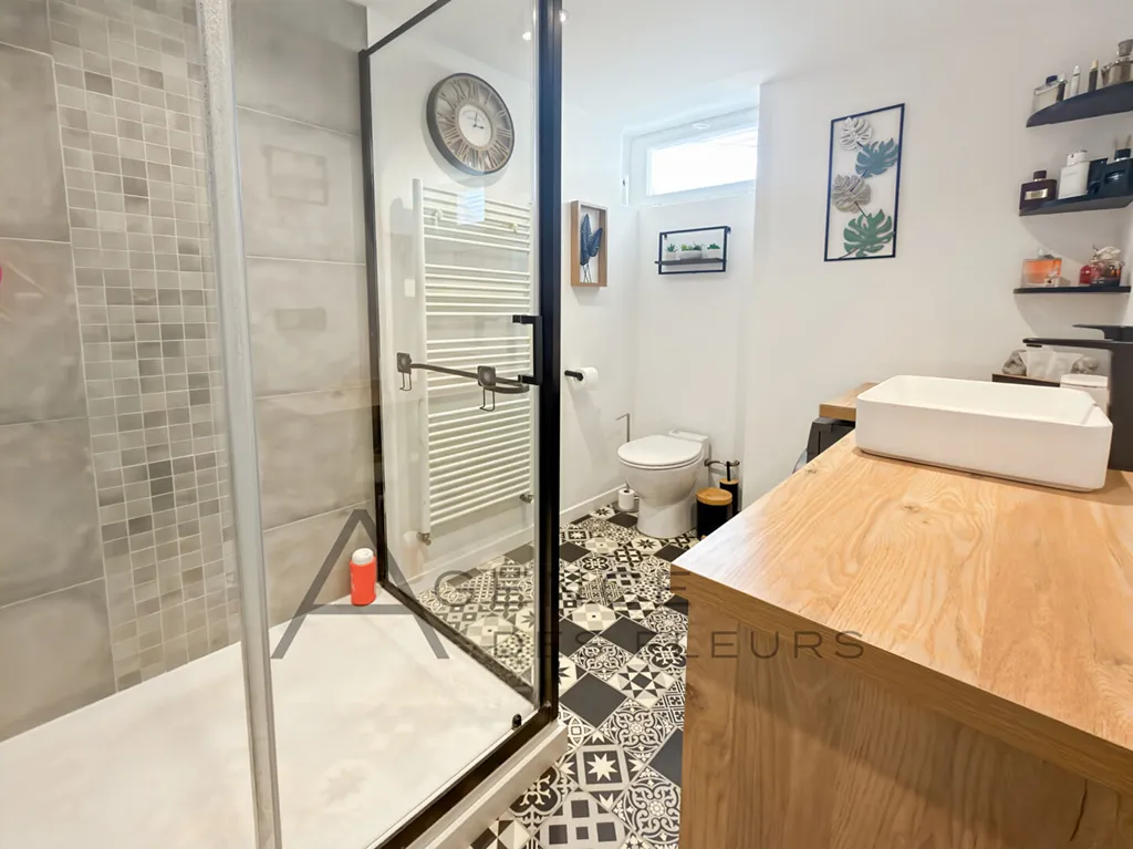 A vendre maison de 125 m² habitables sur 520 m² de terrain sur la commune de Saint-Aubin-les-Elbeuf 76410