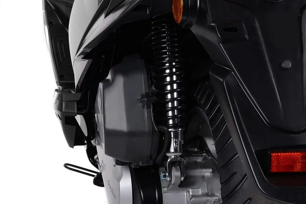 SCOOTER NEUF DAELIM STEEZER 125cc TOULON