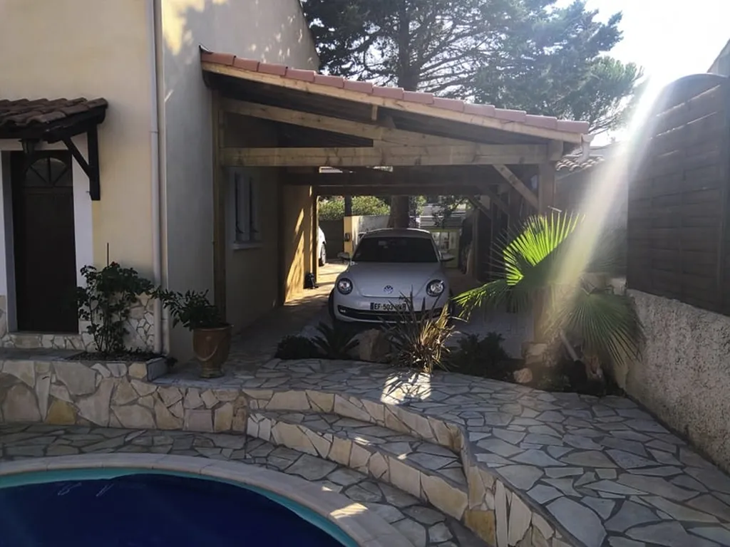 Construction d’abris de voiture à ossature en bois à Frontignan