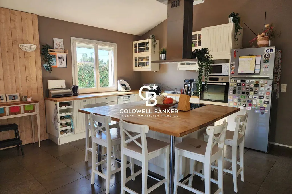 Maison à vendre à Pessac - contemporaine avec piscine et terrasse de 110 m²