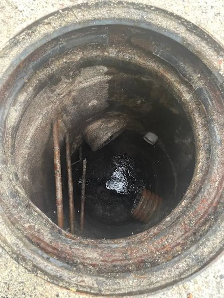 Inspection de réseau EU dans une cave coopérative à Goult