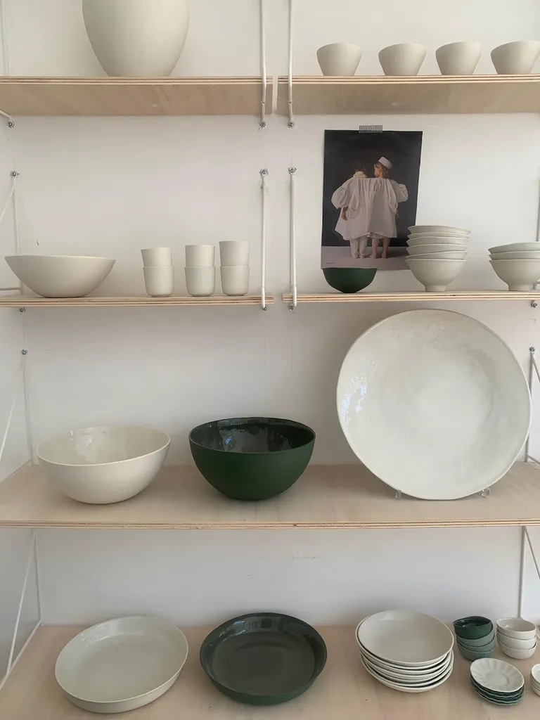 Vaisselle familiale artisanale Rue Paradis