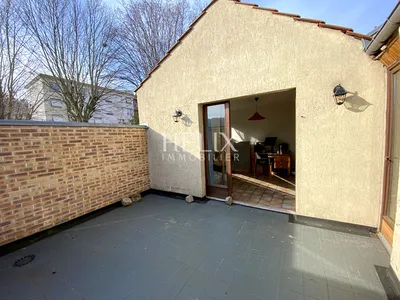 Le Port Marly - Immeuble en monopropriété en Bords de Seine dans un cadre paisible et proche toutes commodités