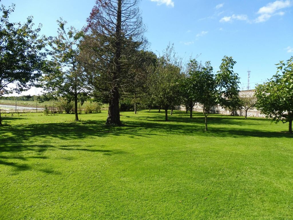 Maison de caractère d'environ 393m² à vendre - Rare sur le marché !