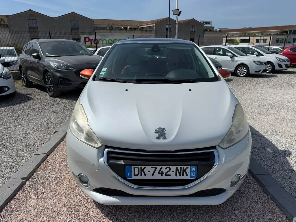 PEUGEOT 208 1.6 VTI 120CV ROLAND GARROS 
