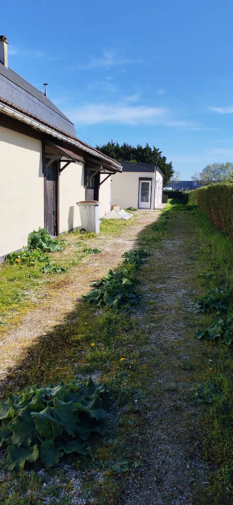 À vendre, maison rénovée 82 m² sur un terrain de 993 m² sur la commune de Saint-Pierre-les-Elbeuf 76320