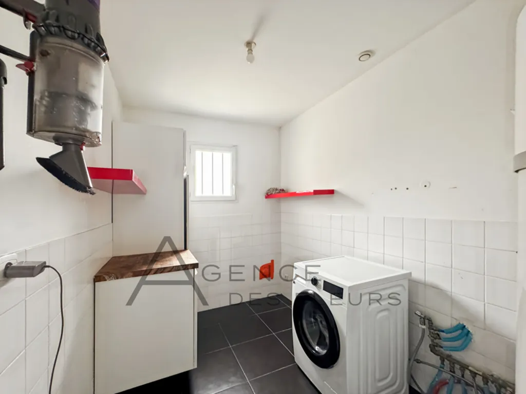 A saisir maison familiale de 131 m² édifiée sur 600m² de terrain sur la commune de ST PIERRE LES ELBEUF 76320