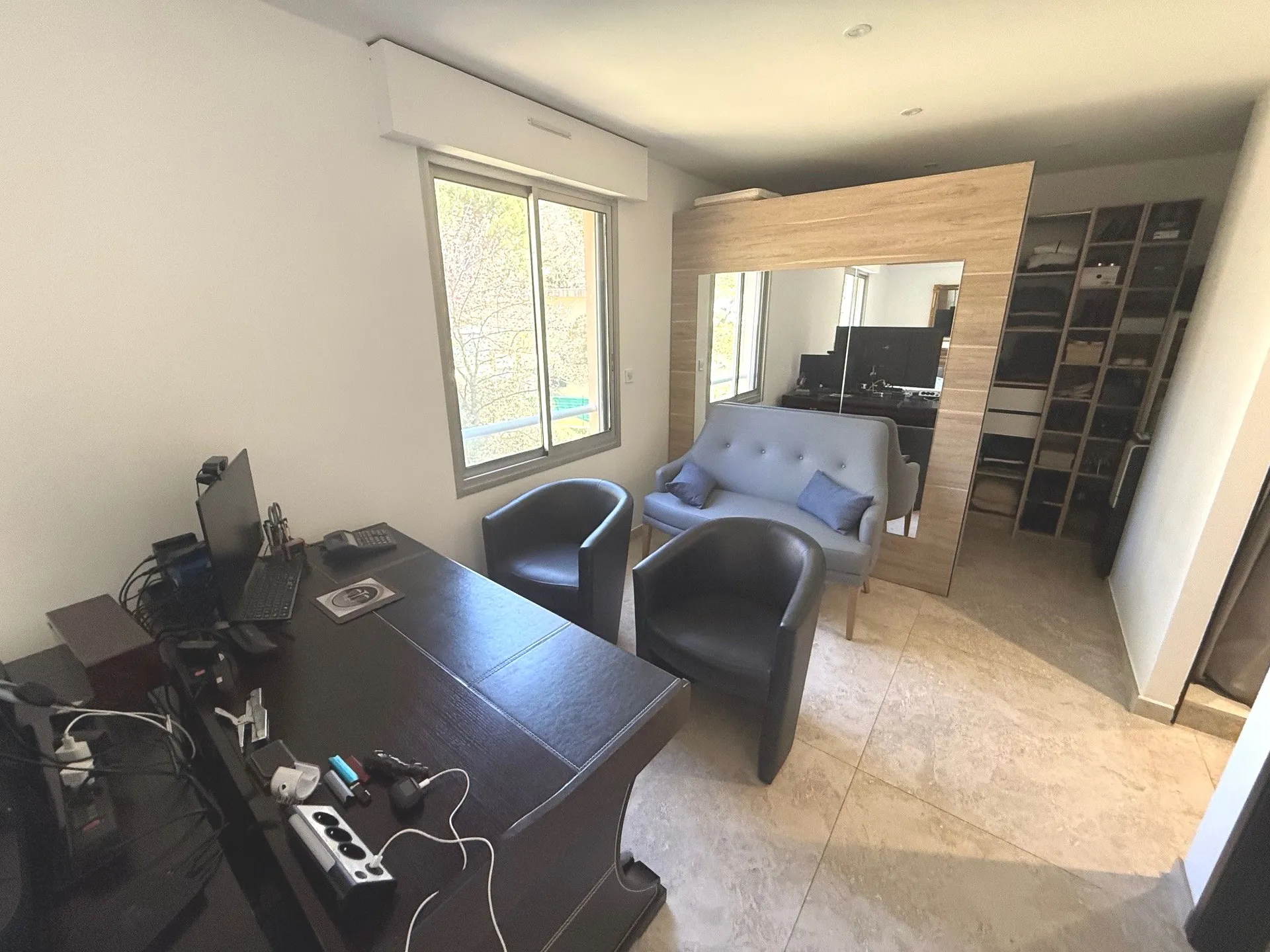 A vendre Type 2/3 chambre double rénové à Carnoux en Provence