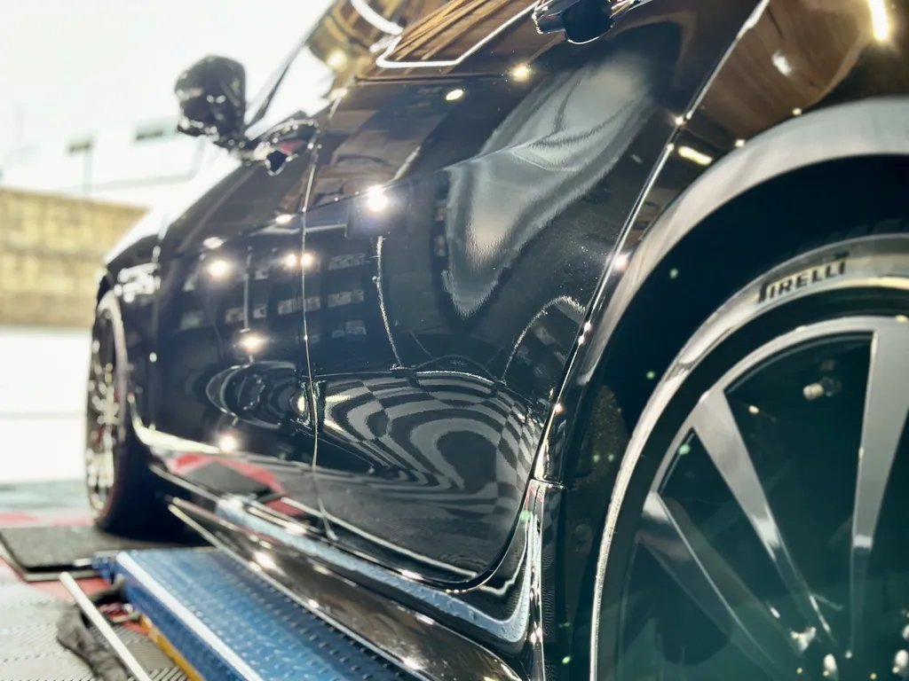 spécialiste du traitement céramique du Lyon et sa région . protection carrosserie Jaguar XE