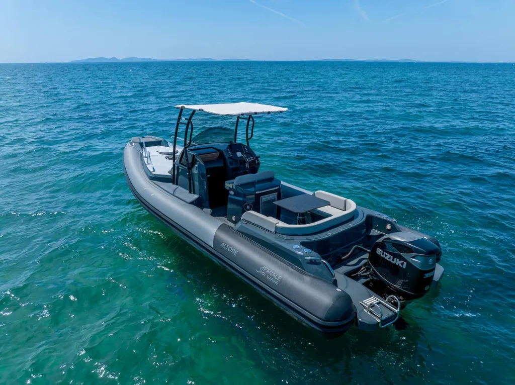 Fanale Altore 900 cabine à Bandol