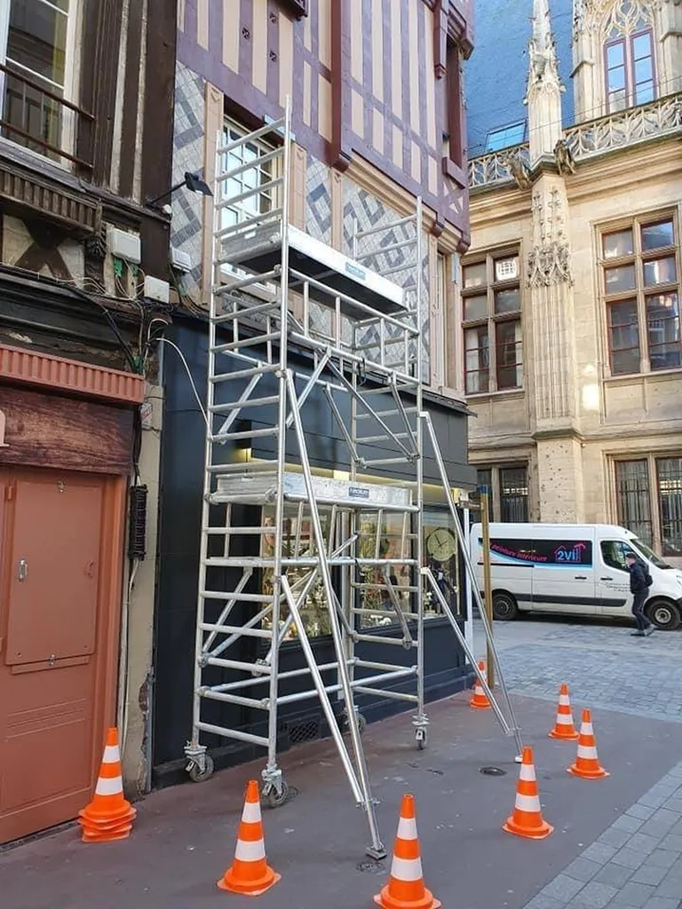 Tarif pour peinture de menuiseries extérieures bois neuves à ROUEN