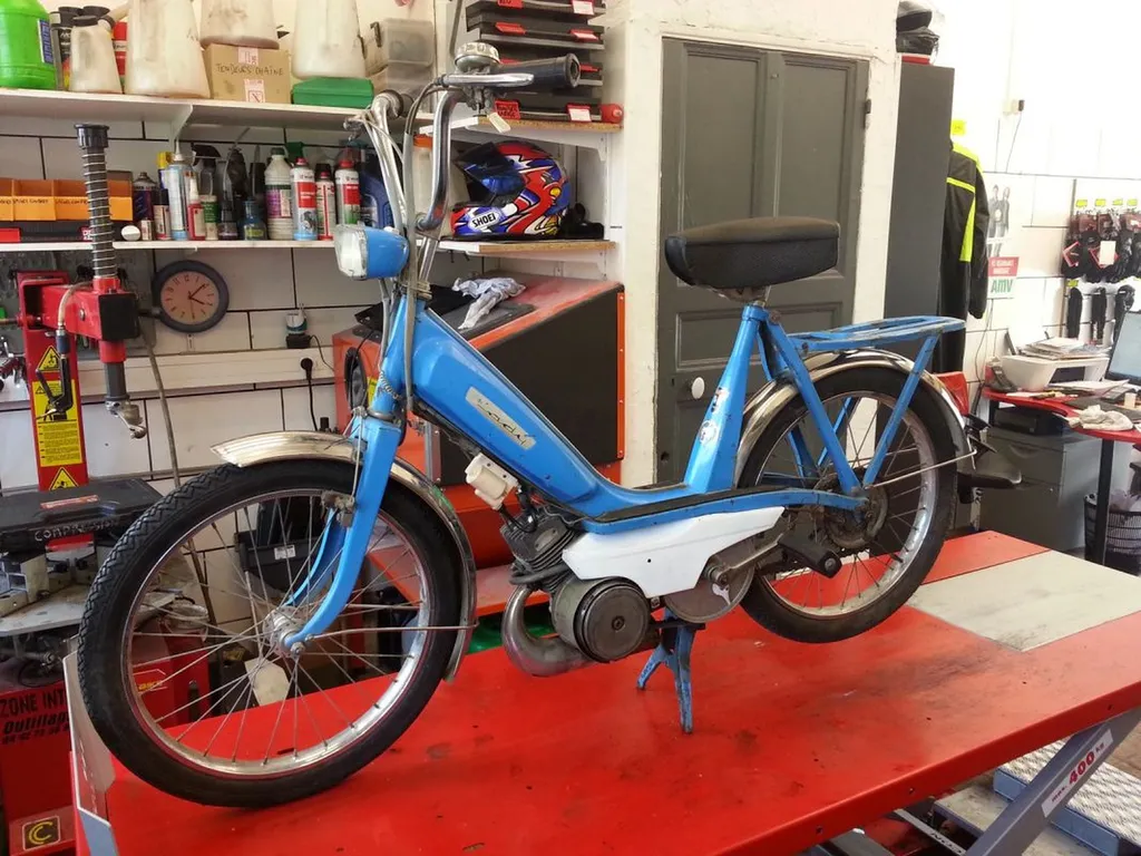 MOTOBECANE CADY TOULON PACA VAR