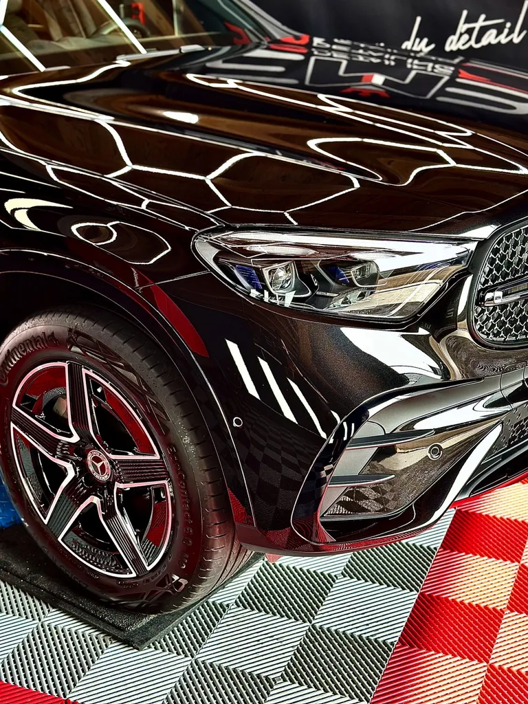 Traitement céramique auto DETAILING protection carrosserie Sud de Lyon Mercedes GLC