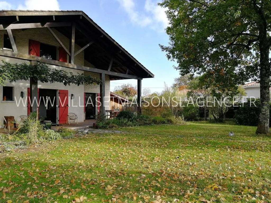 acheter une grande maison centre ville ares