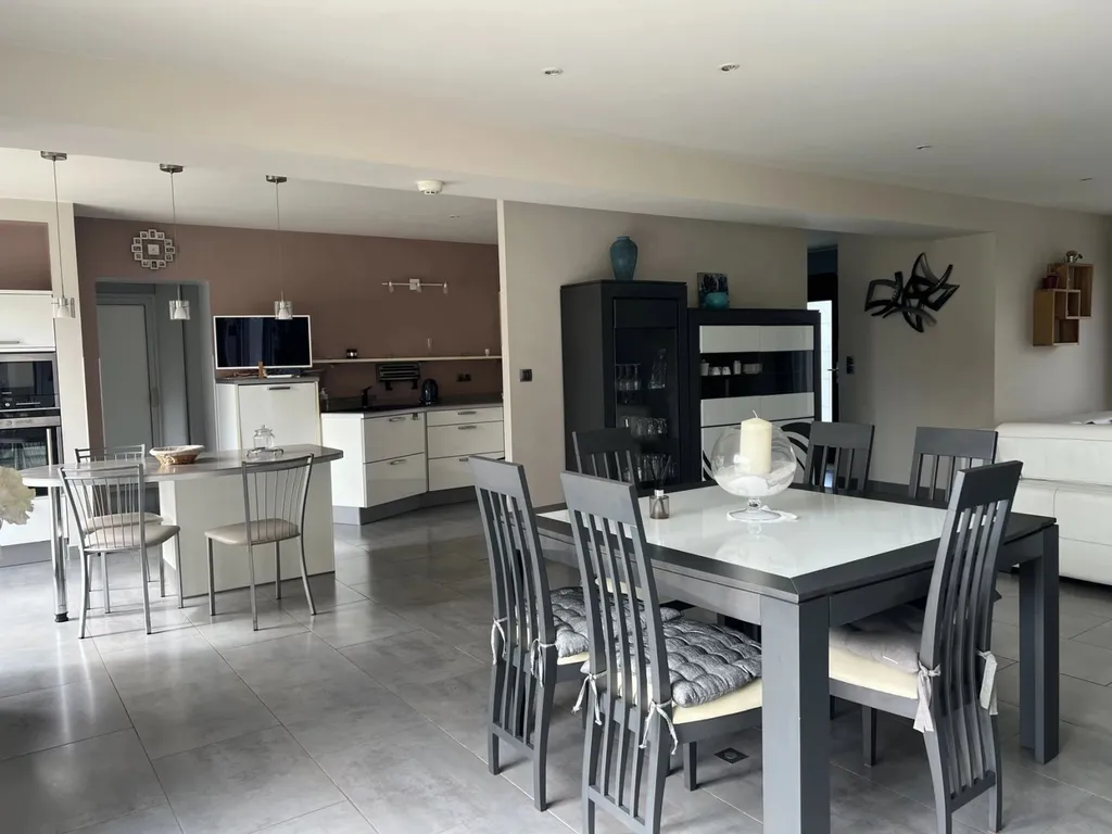 Propriété à vendre quartier croix georgette sans travaux