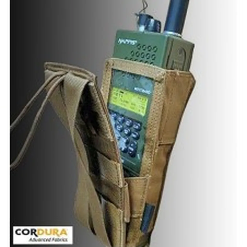 Pochettes et systèmes MOLLE militaires modulaires organisation équipement terrain France entière