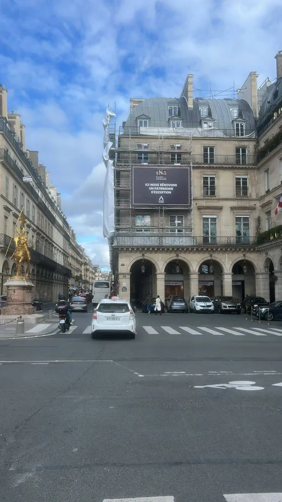 Habillage de façade en zone protégée à Paris
