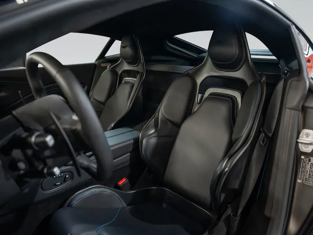 Aston Martin neuve moins cher même sur commande grâce à Asphalte Diffusion, courtier automobile et partenaire exclusif en Allemagne