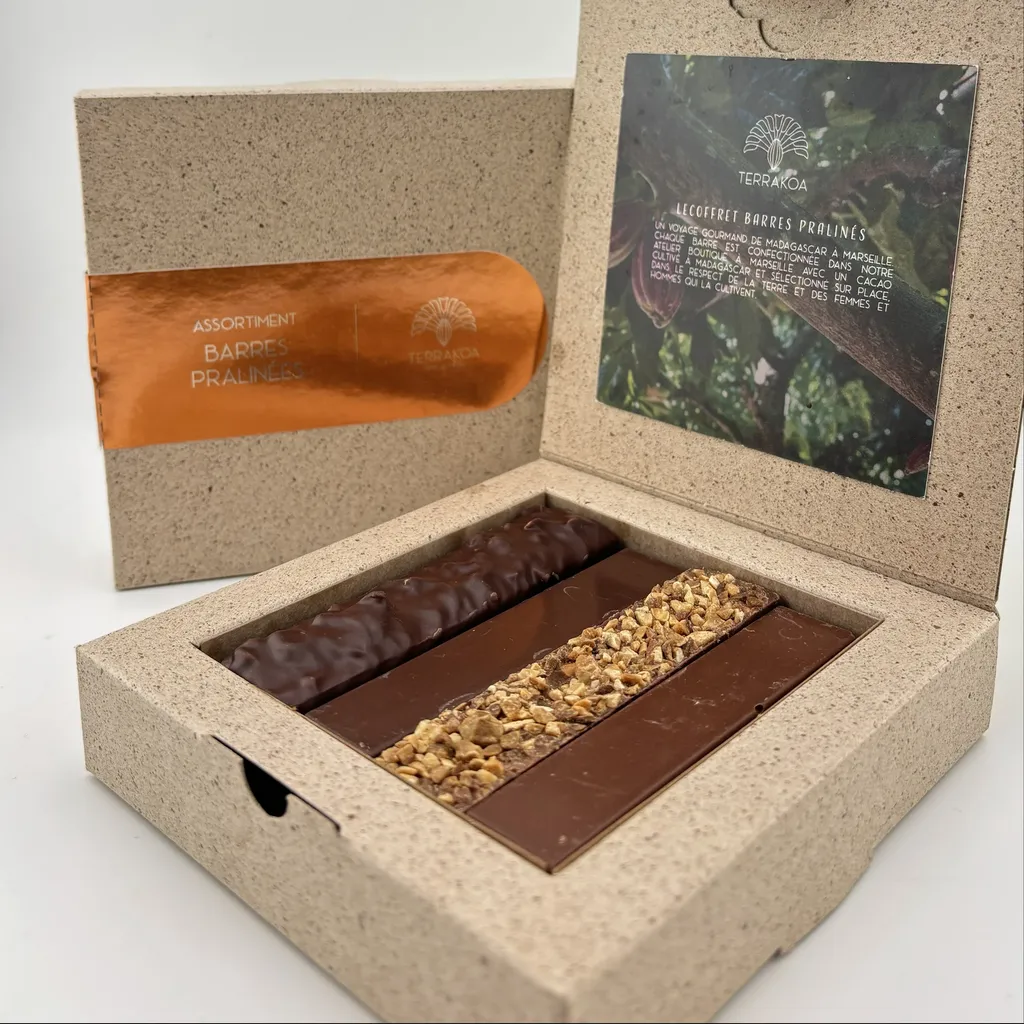 Coffret de barres chocolatées praliné Terrakoa gourmandises artisanales fabriquées à Marseille à partir de cacao Madagascar