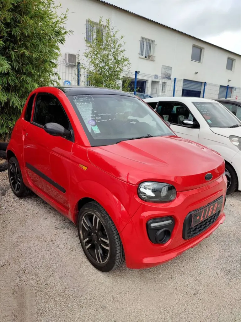 Vente voiture sans permis occasion pas cher MICROCAR Dué 6 Must avec moteur DCI à Toulon La Garde VAR 83