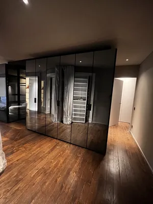 Dressing haut de gamme Rimadesio avec porte en verre réfléchissant