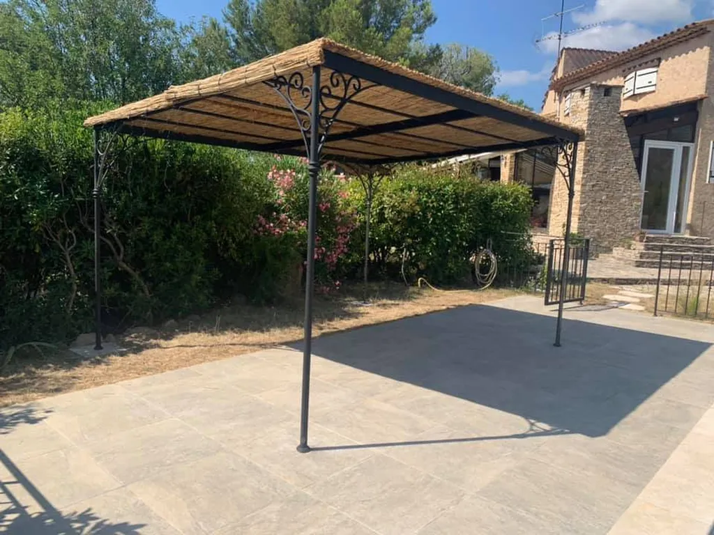 tonnelle sur mesure fer forgé aix en provence