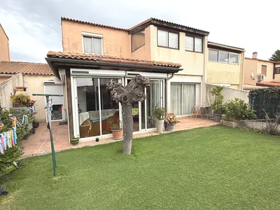 A vendre villa mitoyenne de Type 4/5 à Roquefort la Bédoule