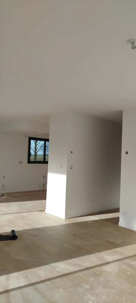 Maison neuve, enduit lissé, peinture pistolet Airless entre Évreux et Vernon