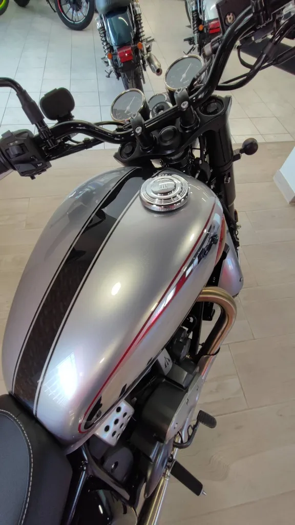 BSA GOLD STAR SILVER SIX FOURS LES PLAGES