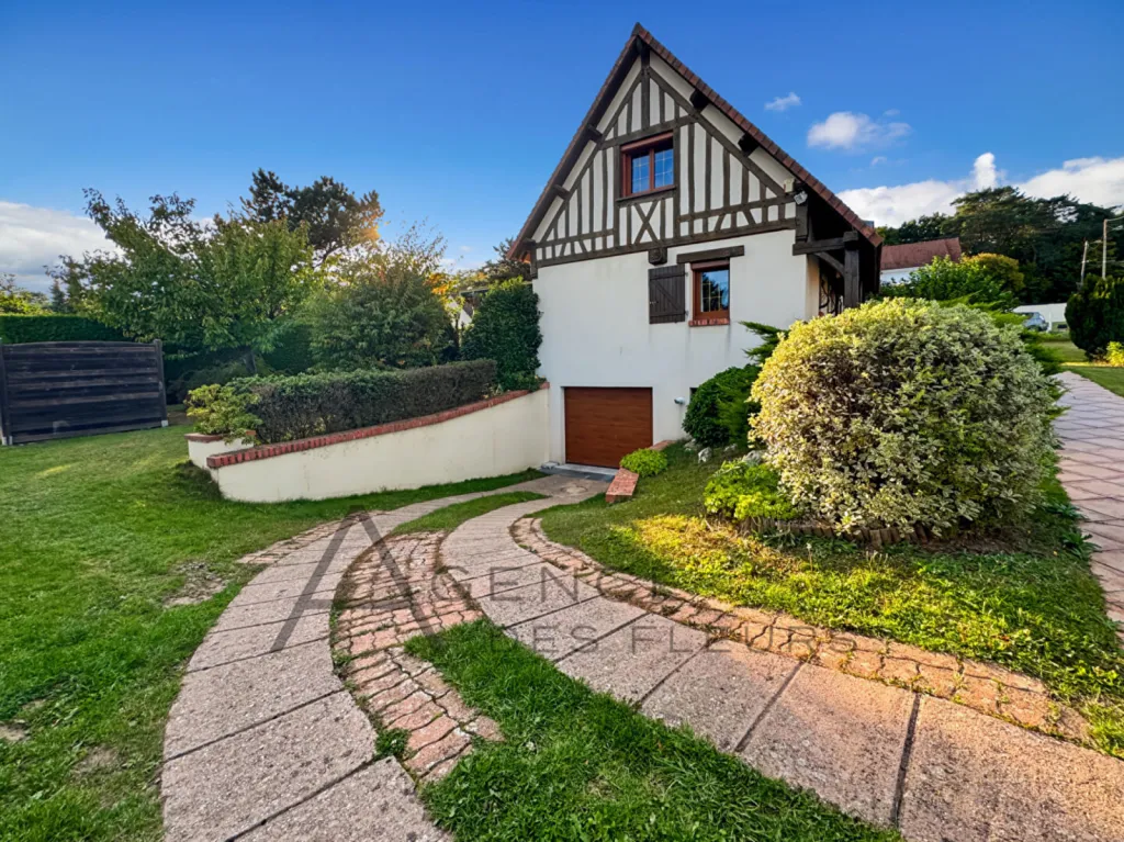 A vendre, charmante maison traditionnelle et lumineuse de 100 m² située à Oissel