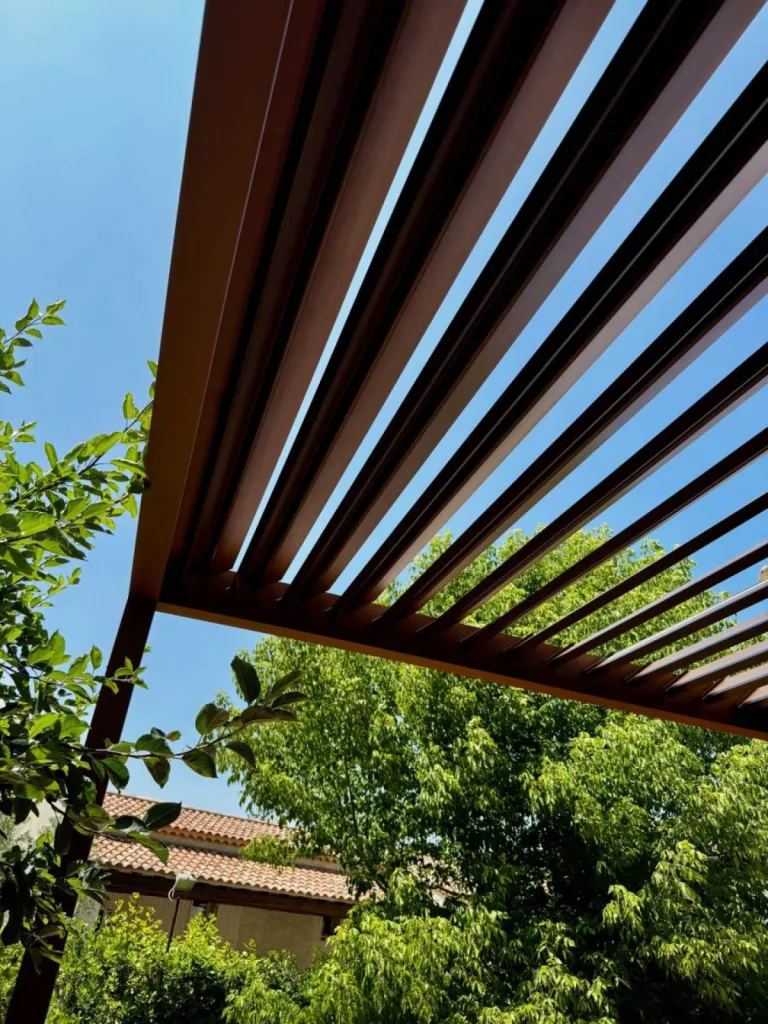 Installation de pergola bioclimatique à Salon-de-Provence