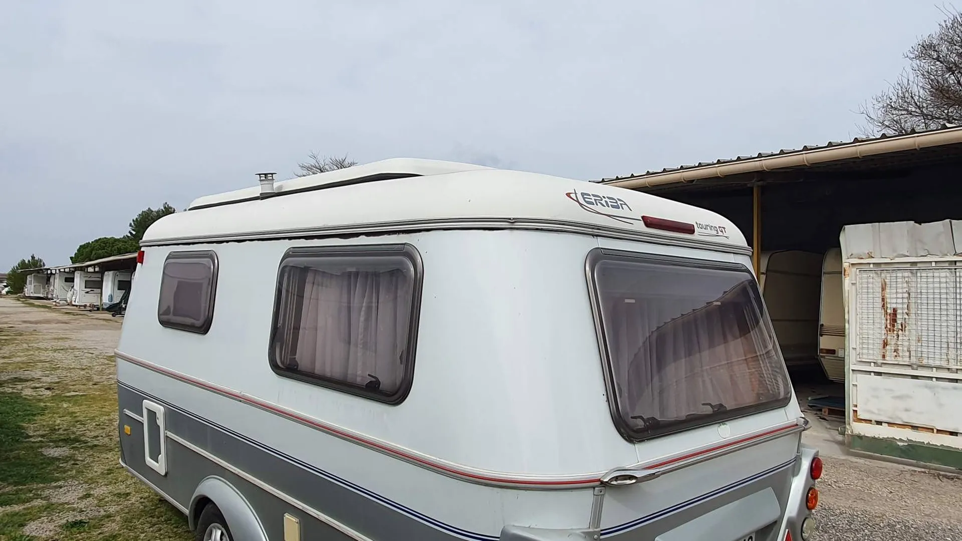 Caravanes d'Occasion Révisées près de Salon-de-Provence 13300 - MIDI 13 LOISIRS