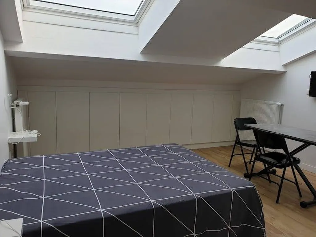 Bordeaux CHU pellegrin Studio meublé haut de gamme  en location dans résidence en coliving 