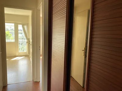 Le Pecq Centre - Appartement 3 pièces traversant en étage élevé avec ascenseur et vue dégagée sur la verdure