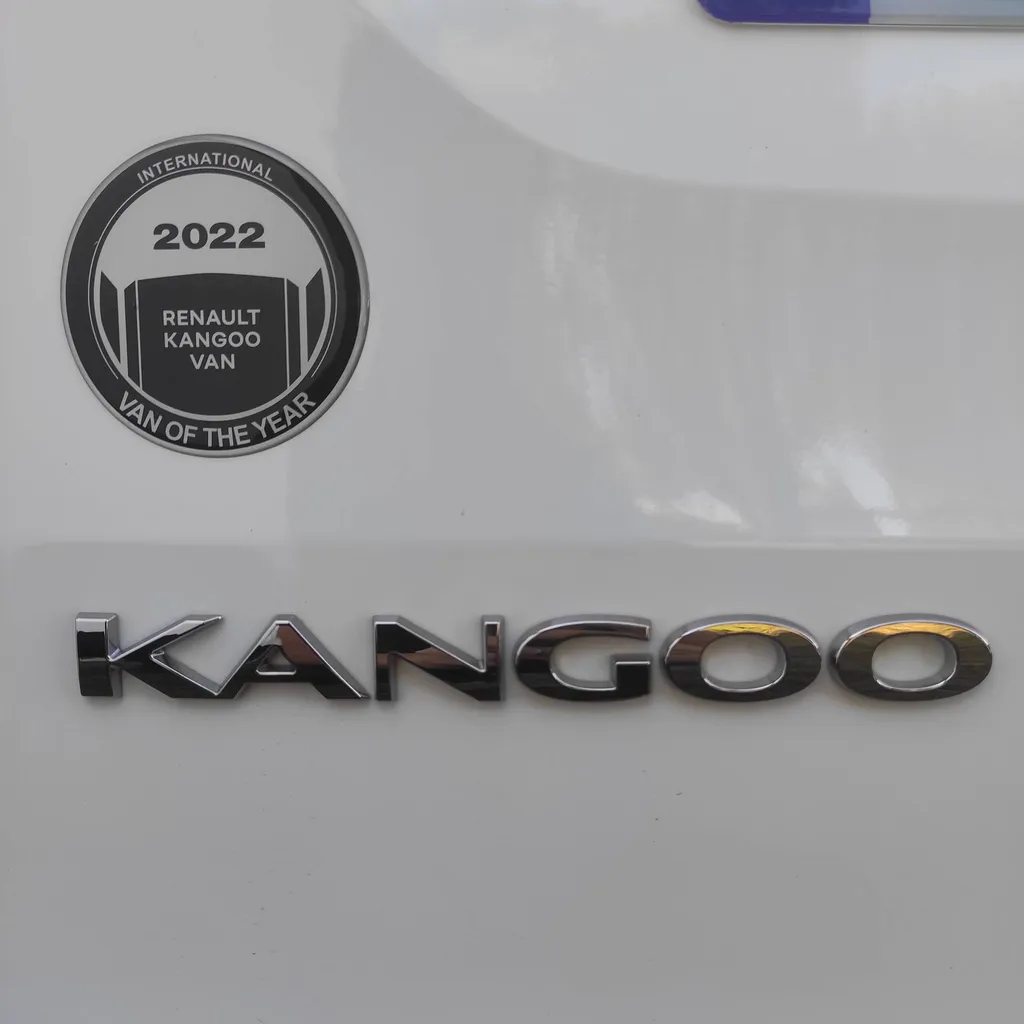 Renault Kangoo Fourgon en location à Bordeaux