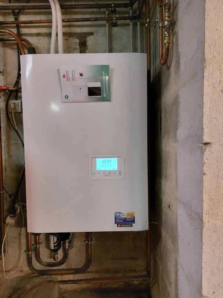 Pose d'une pompe à chaleur à Grèges avec aides de l'Etat 2023