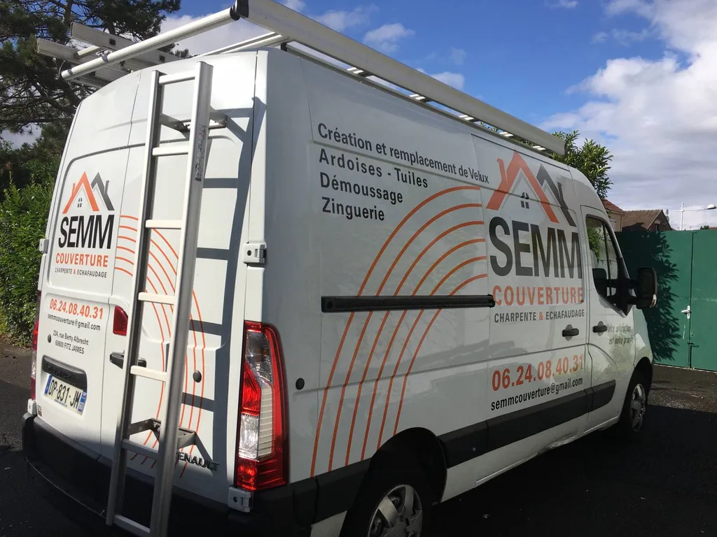 Marquage d'un véhicule dans l'Oise pour la société 