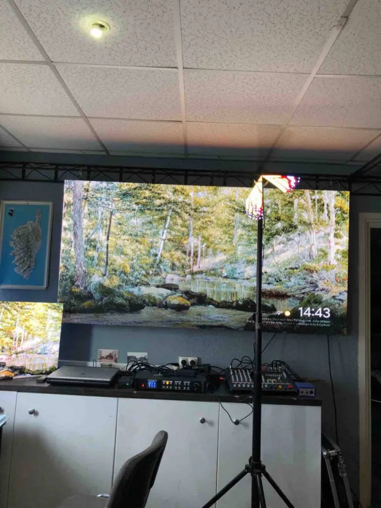 Entreprise qui Importe des écrans led  Europe Sono pro