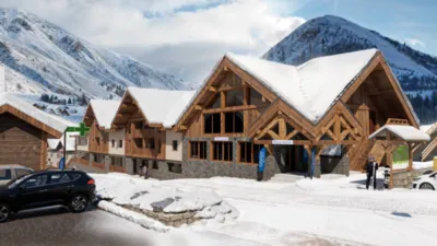 Appartement T3 à vendre à Saint-Sorlin-d'Arves avec une vue Montagne et Accès Ski aux Sybelles