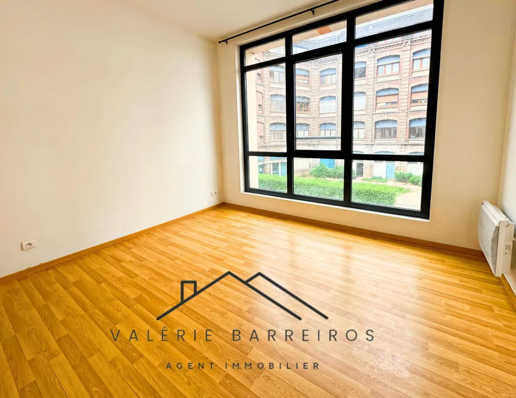 A saisir superbe appartement de 80 m² au 1er étage avec ascenseur