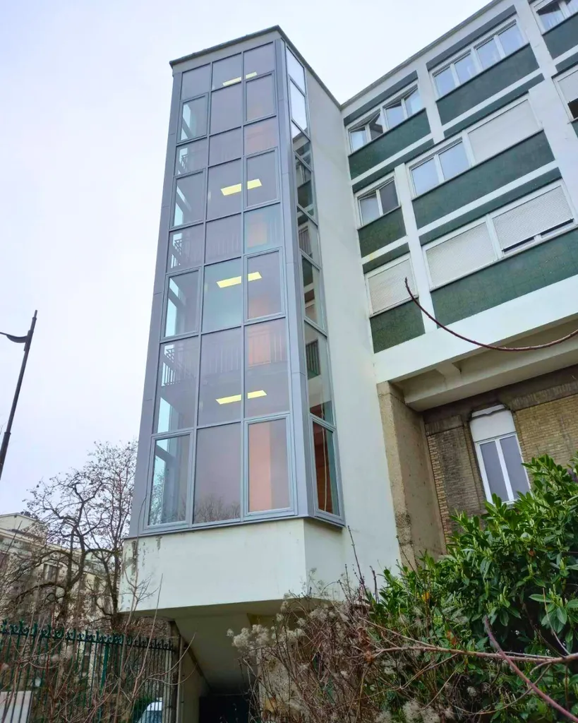 Notre zone d'activité pour ce serviceQui peut installer un portail coulissant aluminium sans vis apparentes avec domotique pour parc logistique sécurisé à Cergy dans le Val-d'Oise (95) ?