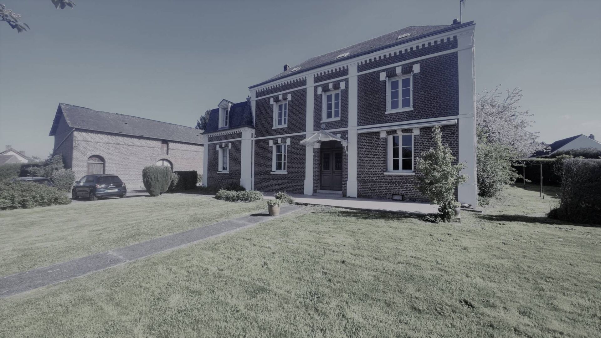 VENDU Ensemble de caractère 20 minutes de la mer