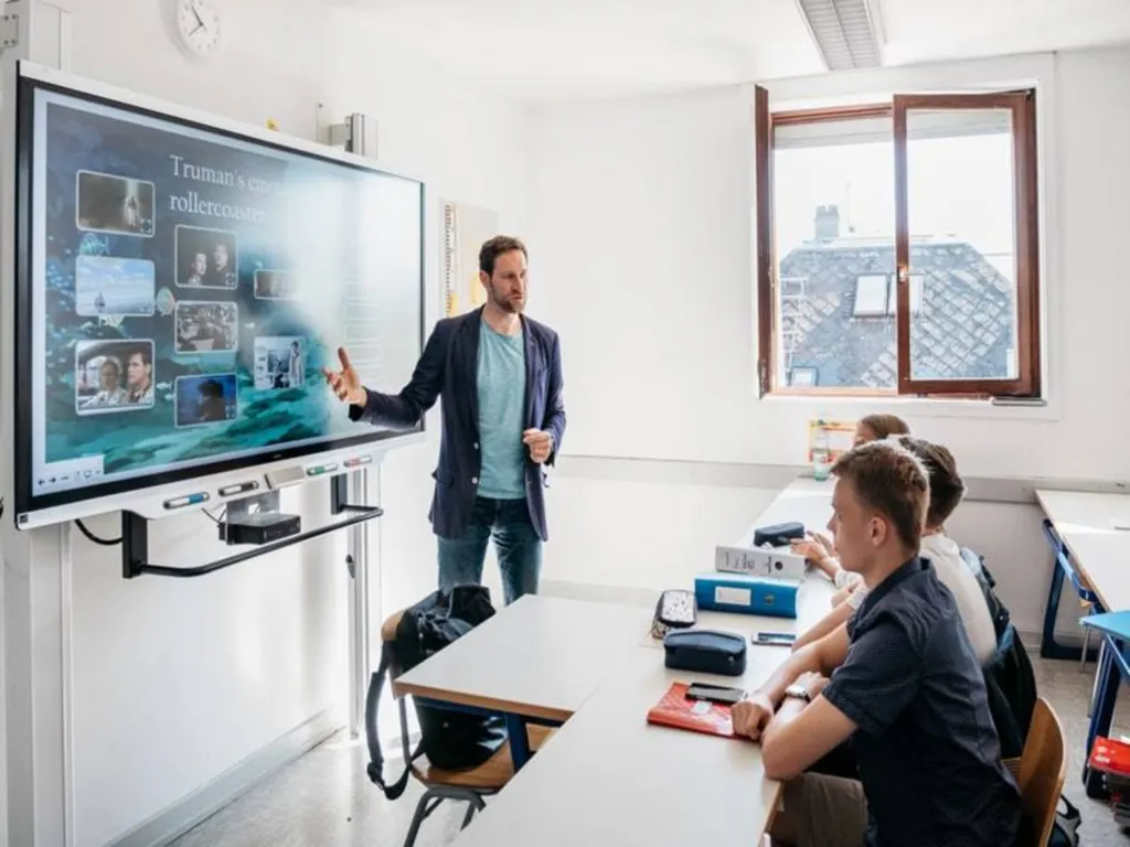 Conception de supports de cours sur mesure avec des logiciels éducatifs Smart.